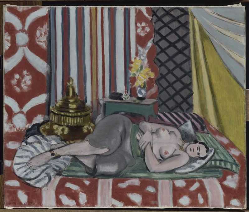 Odalisque in grey culottes